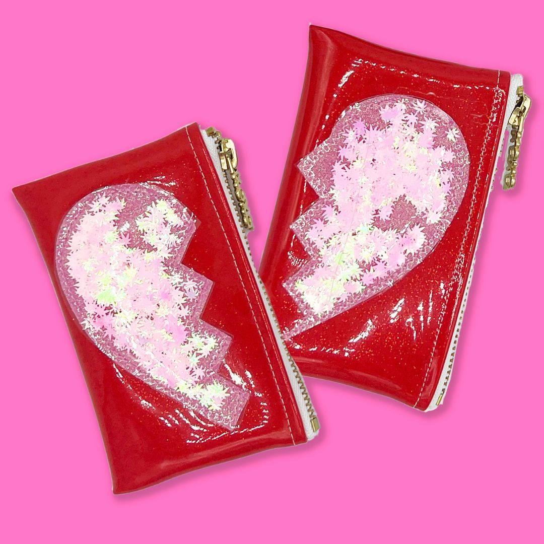 valentines-day-best-buds-kush-kards-keychain-clutches-julie-mollo-white-product